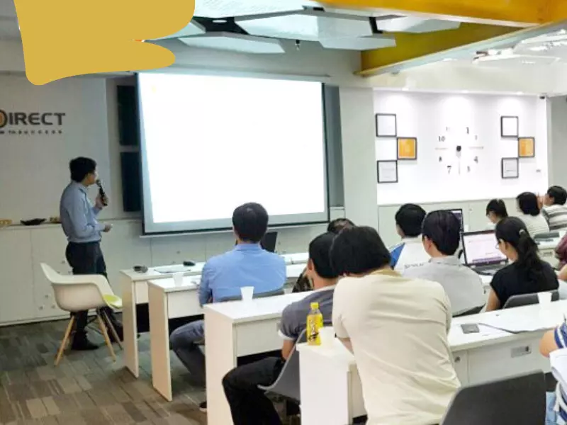 Buổi học tại lớp học chứng khoán miễn phí của VnDirect chất lượng