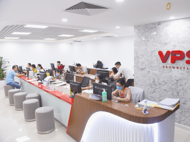 Phí nộp tiền vào tài khoản chứng khoán VPS và hạn mức nộp rút tiền từ VPS ra bên ngoài