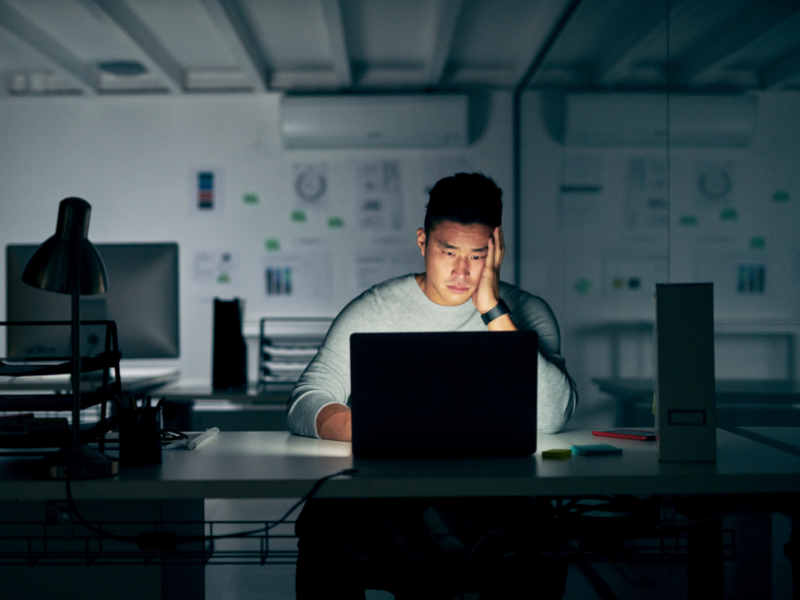 Nhà đầu tư nên suy nghĩ lại khi có ý định hủy môi giới VPS